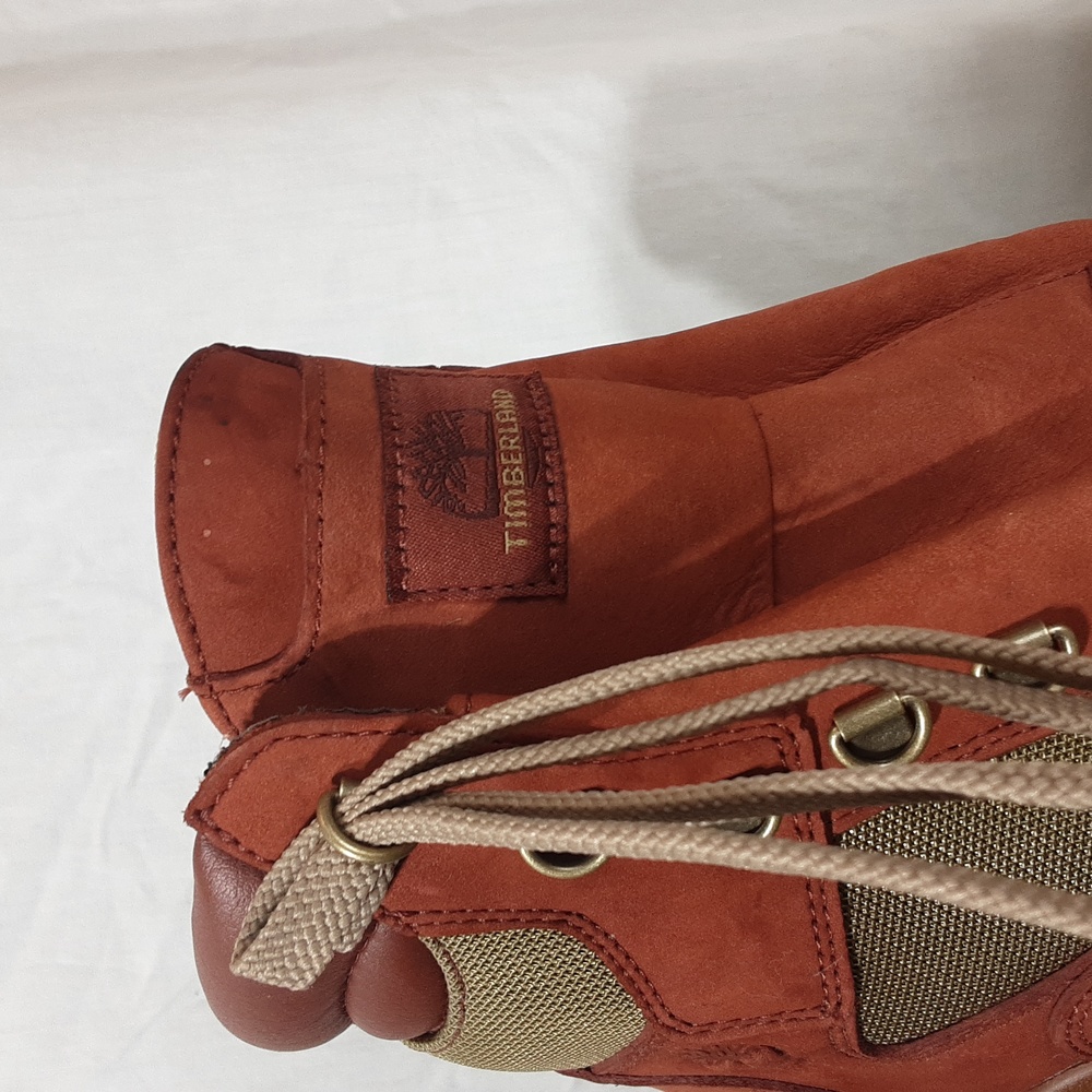 Boots - Picture 5 of 6